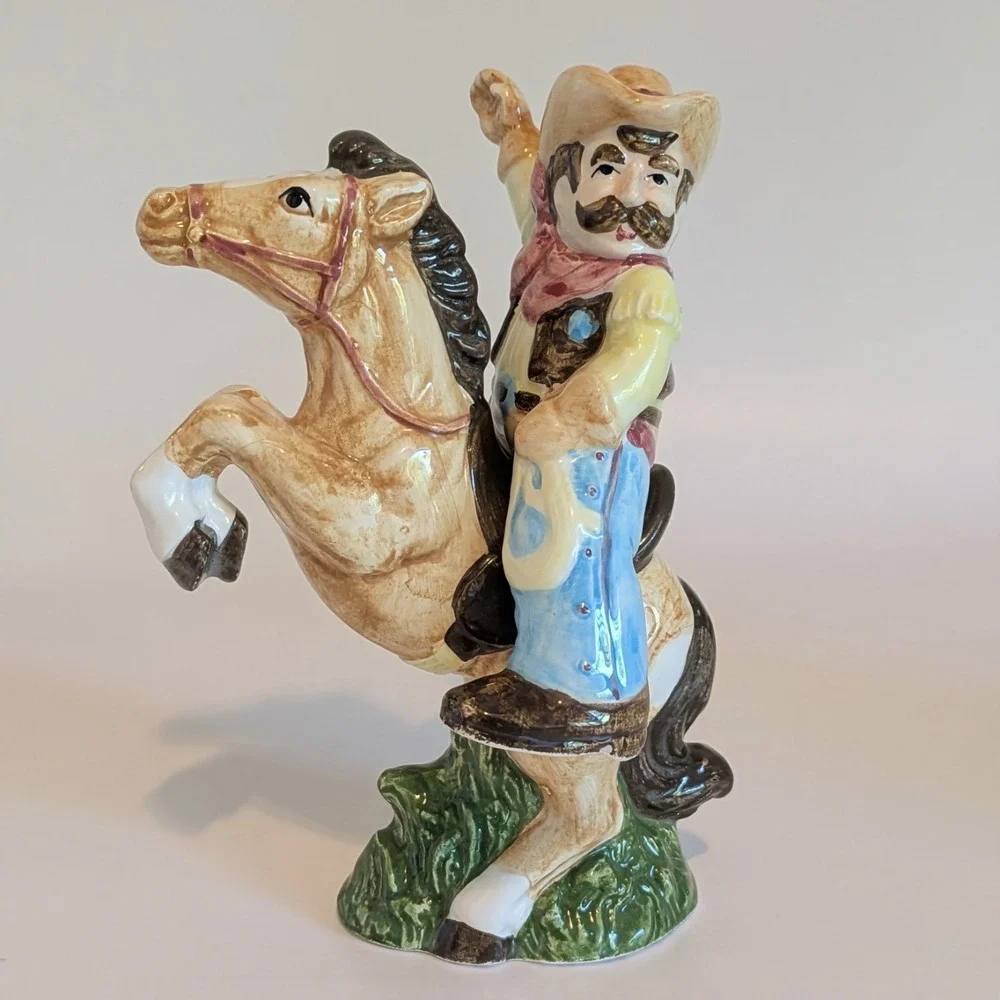 Midwest Of Cannon Falls Cowboy On Horse Salt And Pepper Shakers Taiwan